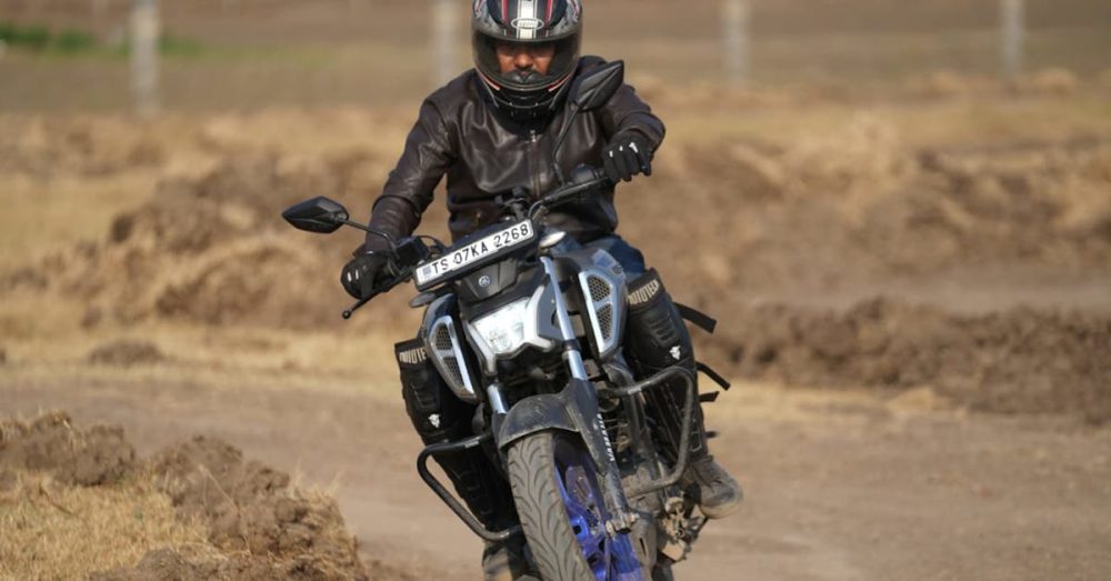 obtenez une assurance moto fiable et abordable pour protéger votre véhicule et vous-même avec nos offres d'assurance moto adaptées à vos besoins.