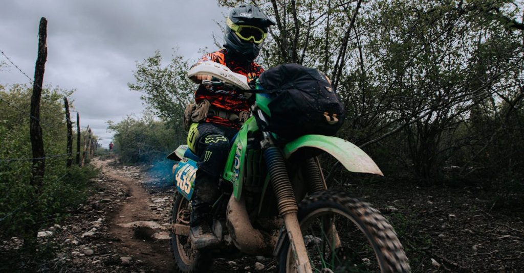 trouvez une assurance moto bon marché avec notre comparateur d'assurance en ligne. obtenez des devis gratuits en quelques minutes et roulez en toute tranquillité.