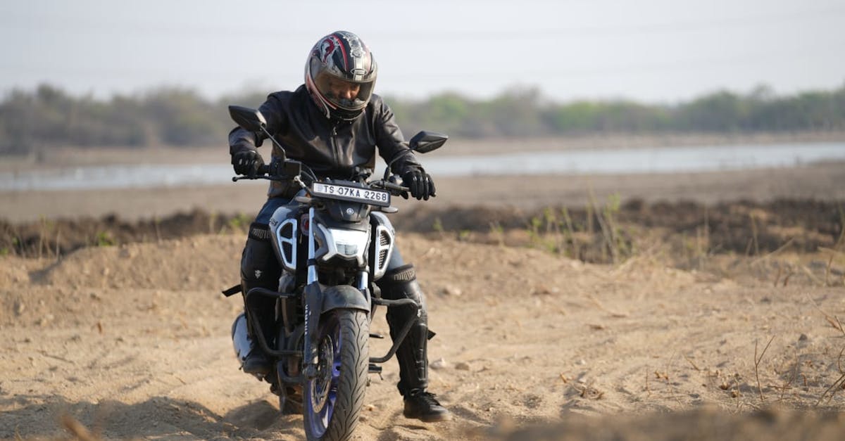 assurez votre moto avec une protection complète. découvrez nos offres d'assurance moto et soyez serein sur la route.