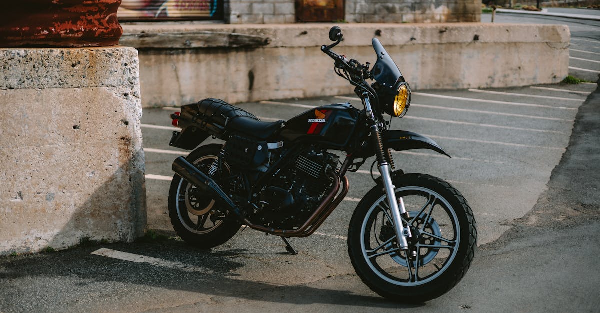 découvrez nos offres d'assurance moto pour protéger votre véhicule et votre sécurité sur la route.