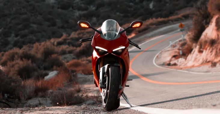 découvrez comment choisir l'assurance moto idéale pour vous. comparez les options, comprenez les garanties essentielles et trouvez la meilleure couverture au meilleur prix pour rouler en toute sérénité.