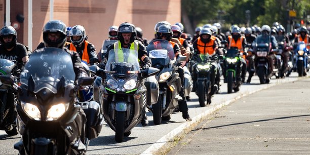 assurez la sécurité de votre deux-roues avec notre service de contrôle technique motos. vérifiez l'état de votre véhicule, respectez les normes en vigueur et profitez d'une conduite sereine. prenez rendez-vous dès maintenant!