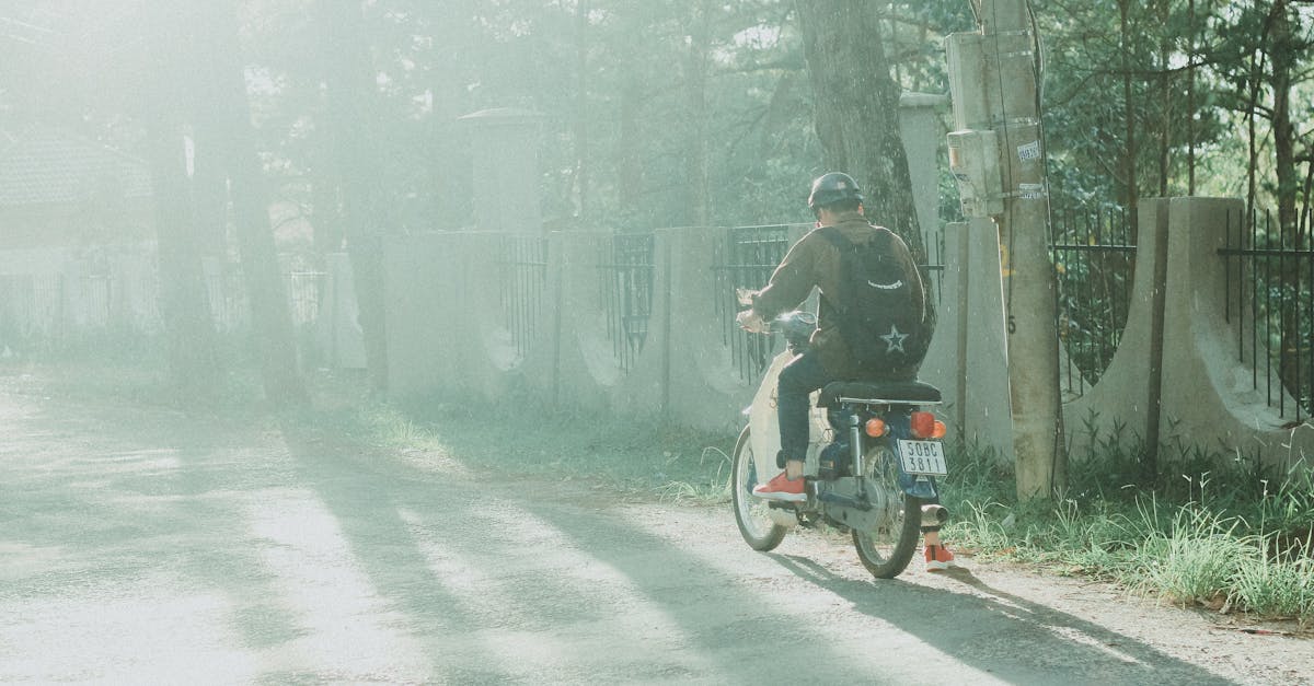 découvrez l'assurance moto verte : une couverture adaptée pour les motards soucieux de l'environnement, alliant sécurité, économies et respect de la planète. protégez votre passion tout en contribuant à un futur durable.