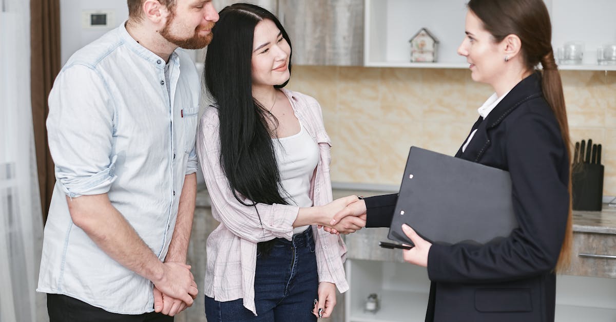 découvrez nos solutions d'assurance adaptées à vos besoins. protégez votre avenir et celui de vos proches avec des couvertures complètes et des conseils personnalisés. commencez dès aujourd'hui!