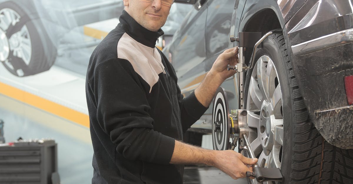 découvrez comment économiser sur vos réparations de moto grâce à nos conseils pratiques et astuces. apprenez à entretenir votre véhicule, à choisir les bonnes pièces et à réduire les coûts de main-d'œuvre tout en garantissant des performances optimales.