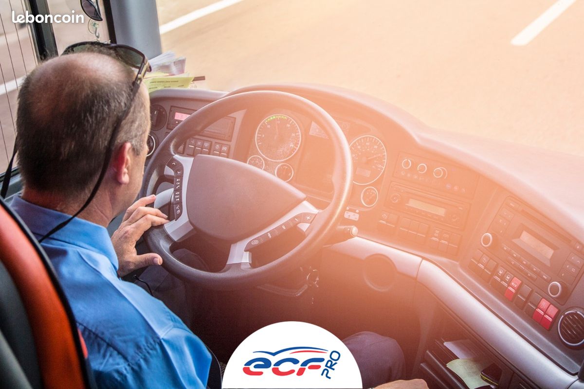 découvrez tout ce qu'il faut savoir pour devenir un futur conducteur : conseils, formation, étapes essentielles et impératifs à respecter pour réussir votre permis de conduire.