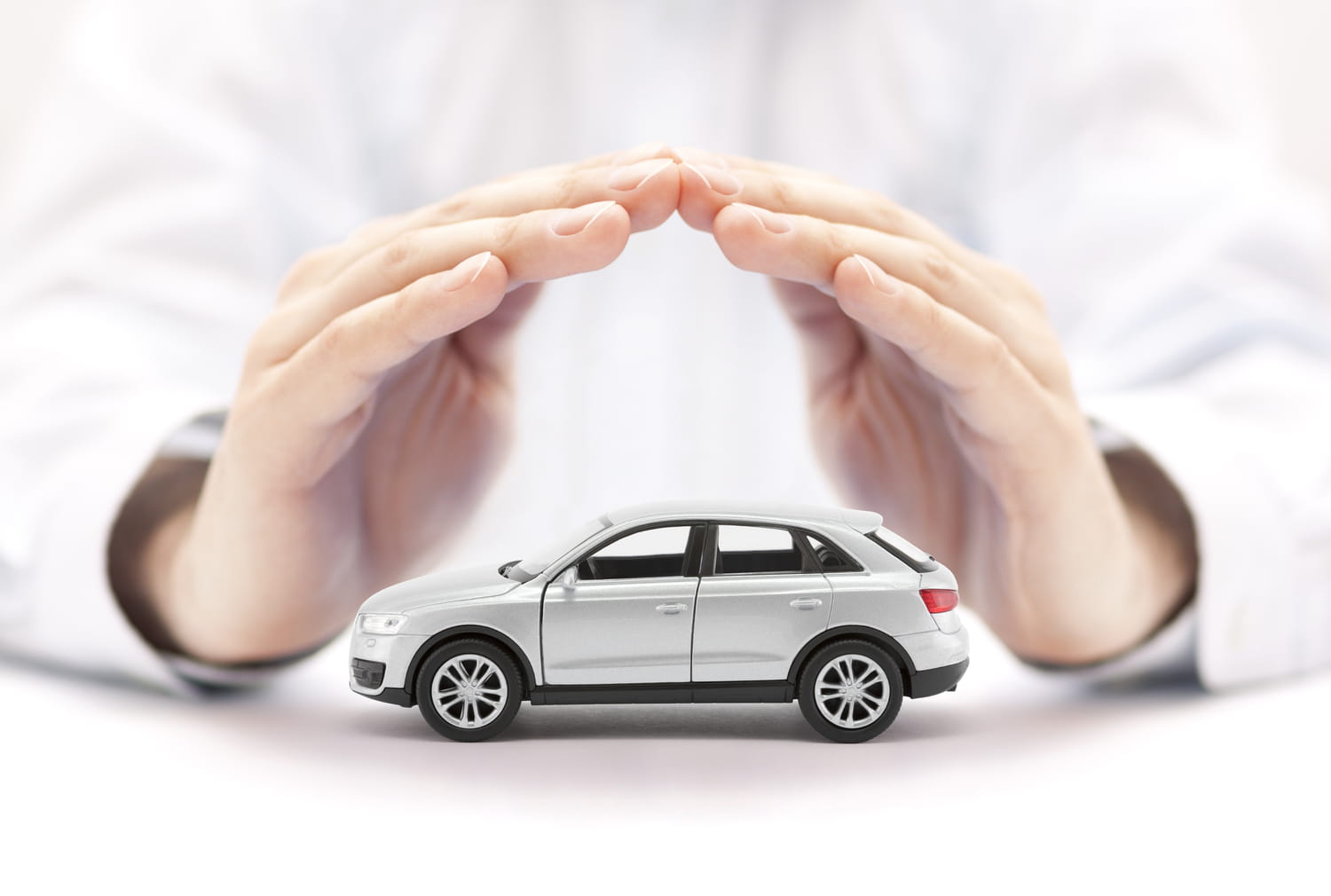 découvrez notre guide complet sur l'assurance auto : trouvez des conseils, des comparateurs d'offres et des astuces pour choisir la meilleure couverture pour votre véhicule tout en économisant.