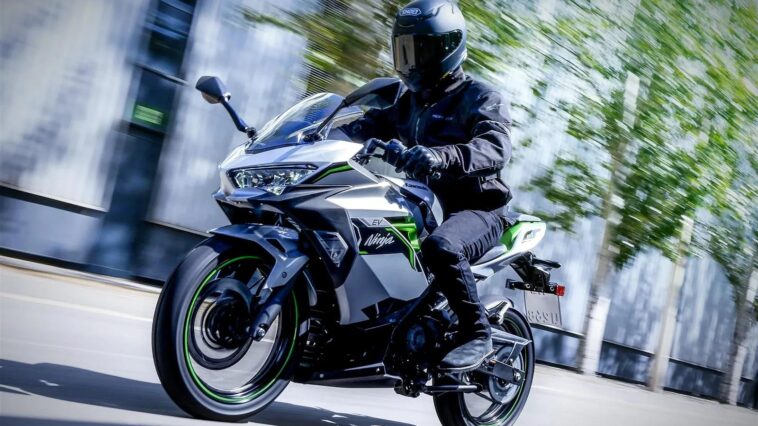 découvrez les motos les plus populaires de 2023 ! explorez notre sélection des modèles qui font sensation cette année, alliant performance, style et innovation. que vous soyez un passionné ou un amateur, trouvez la moto qui correspond à vos envies.