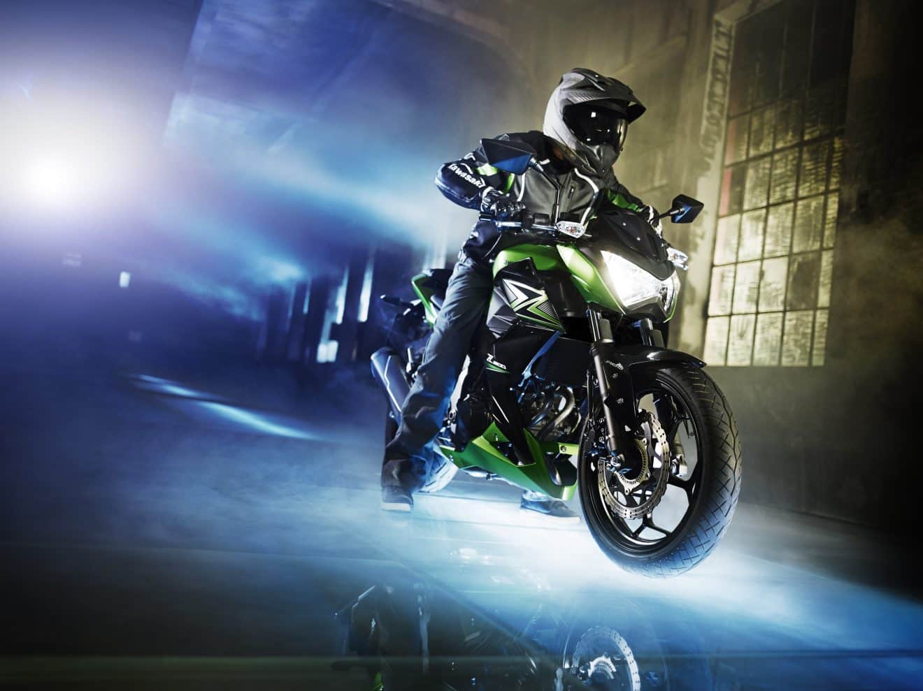 découvrez les dernières tendances de moto kawasaki pour le printemps. explorez notre gamme de modèles puissants et élégants, conçus pour une conduite inoubliable. préparez-vous à rouler avec style et performance cette saison!