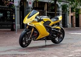 découvrez des solutions d'assurance moto abordables adaptées à votre budget. protégez votre véhicule tout en maîtrisant vos dépenses avec nos conseils et offres personnalisées.