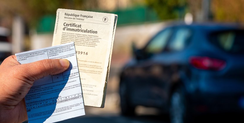 découvrez les avantages de l'assurance auto en ligne et simplifiez vos démarches. comparez les offres, obtenez des devis personnalisés et profitez de tarifs avantageux, le tout depuis le confort de chez vous.