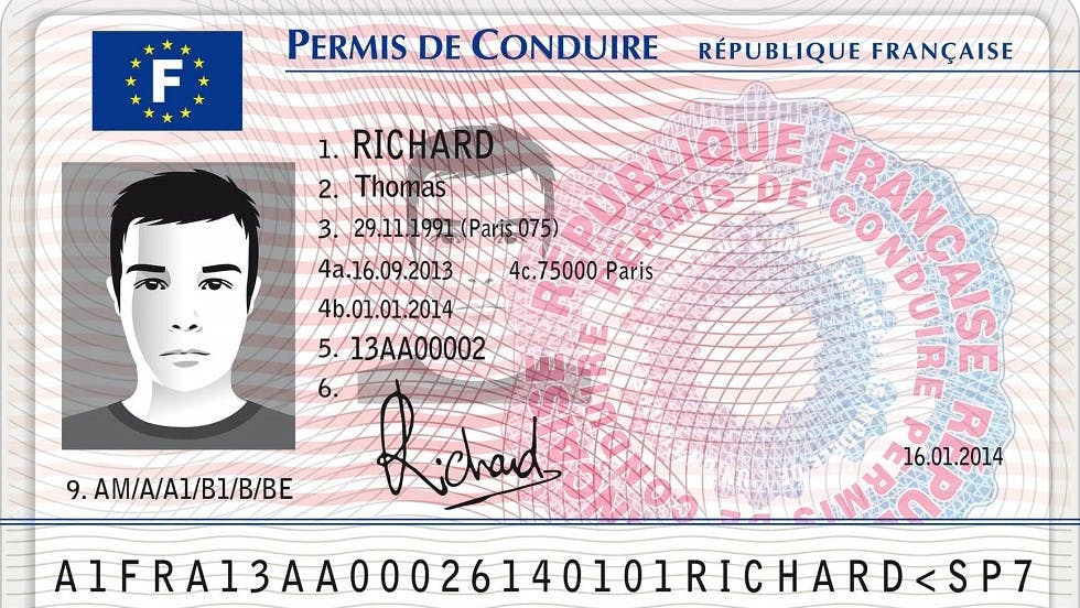 découvrez les dangers et les conséquences juridiques de la conduite sans assurance. informez-vous sur les risques financiers et les sanctions potentielles qui peuvent survenir en cas d'accident. protégez-vous et protégez les autres sur la route.